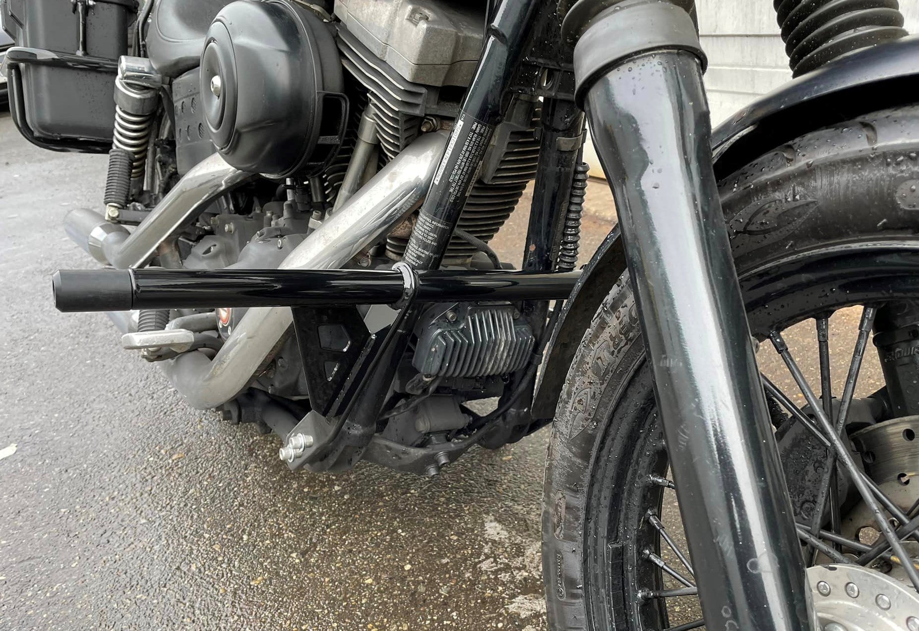 20062017 Harley Davidson Dyna Street Bob Crash Bar